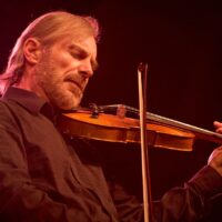 Image of violinist Jean Luc Ponty