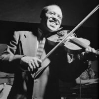 Image of NYC violinist Stuff Smith